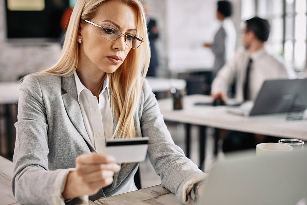 Umschuldung gezielt nutzen – Die Online Vertrieb Marketing GmbH erklärt, wann sich der Wechsel lohnt 